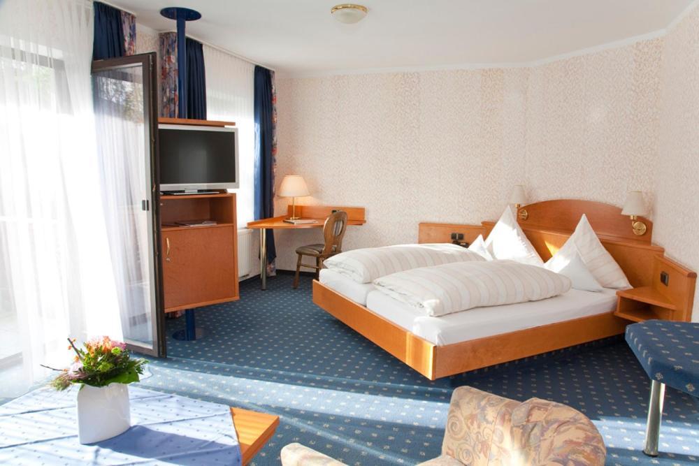 Landkomfort Hotel Elsenmann فيلنغن الغرفة الصورة